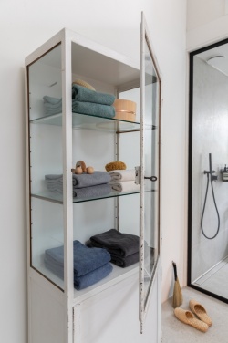 Logotrade promotional product image of: Ukiyo Sakura AWARE™ 500 gsm bath towel 50x100cm