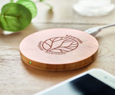 Logo trade advertising products picture of: Wireless charger bamboo 5W