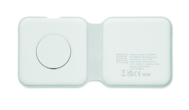 Logotrade promotional gift image of: 2 in 1 foldable charger 15W