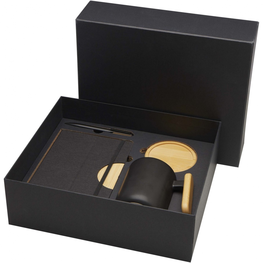 Logo trade ärikingitused foto: Kinkekomplekt Laura A5 märkmiku, pastaka ja kruusiga