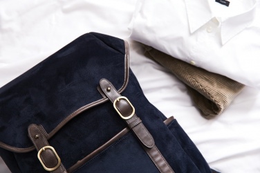 Logotrade firmakingituse foto: VINGA Huntoni seljakott