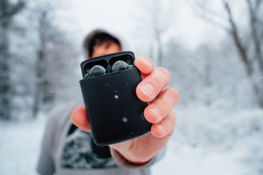 Logo trade reklaamkingi pilt: Skywave RCS taaskasutatud plastist päikesepatareid