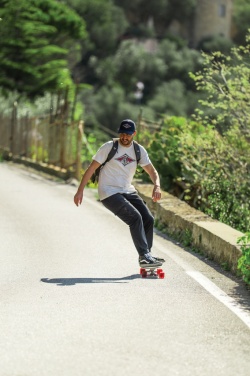 Logo trade reklaamtooted foto: Bobby Hero Väike vargusevastane seljakott