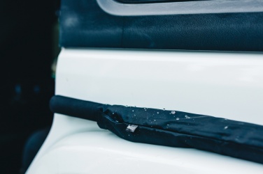 Logotrade firmakingid pilt: Swiss Peak Aware™ ülikerge manuaalne 25-tolline alumiinium vihmavari