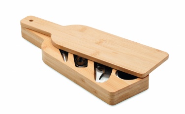 Logotrade reklaamkingituse foto: Pudelikujuline veinikomplekt