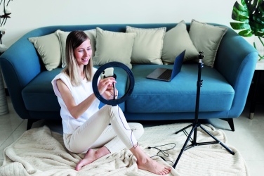 Logotrade reklaamkingituse foto: 26 cm LED rõngasvalgusti komplekt