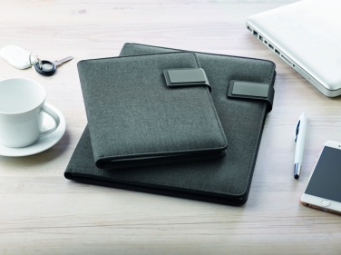 Logo trade firmakingid foto: A4 mapp koos 4000 mAh akupangaga