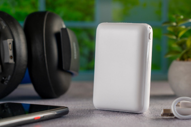 Logo trade reklaamkingi pilt: Akupank 10 000 mAh KILLIS