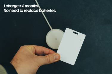 Logo trade ärikingituse pilt: Findit RCS plastist üliõhuke asjade leidja