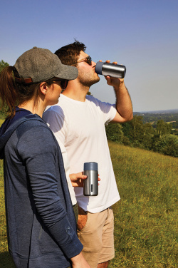 Logo trade ärikingitused foto: Black+Blumi lekkekindel reisitass roostevabast terasest