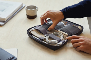 Logotrade firmakingid pilt: Bellroy komplekt tehnika tarvikute hoiustamiseks