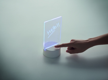 Logo trade reklaamkingitused foto: LEDMEMO valgustatud LED-märkmetahvel