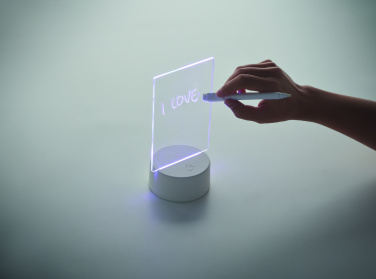 Logo trade reklaamtooted foto: LEDMEMO valgustatud LED-märkmetahvel