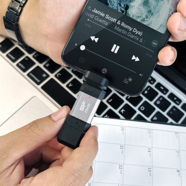 Logotrade mainoslahja ja liikelahja kuva: Pendrive Silicon Power Mobile - C51 3.2, 64 Gt