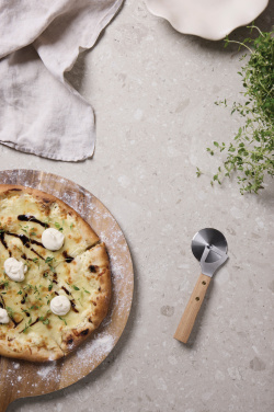 Logotrade mainostuote tuotekuva: VINGA Paso-pizzaleikkuri