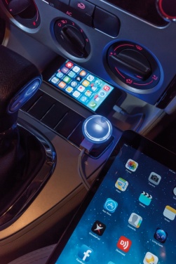 Logotrade Ideja dāvanas foto: Jaudīgs divu portu auto lādētājs