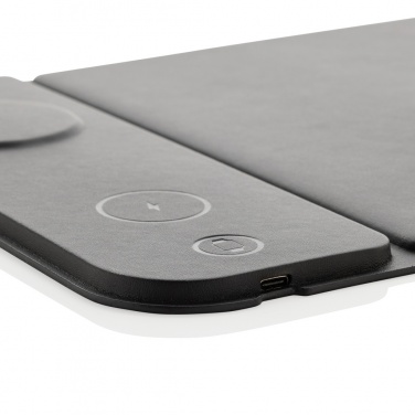 Logotrade dāvanas foto: Swiss Peak RCS pārstrādāts PU 15W 3 vienā uzlādes peles paliktnis