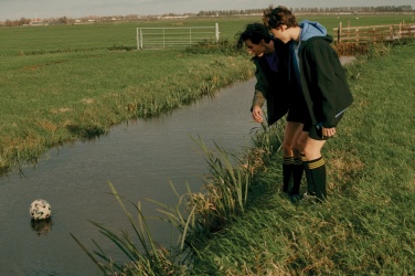 Logotrade dāvanas foto: Iqoniq Makalu vīriešu pārstrādāta poliestera soft shell jaka