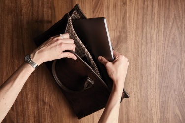 Лого трейд pекламные подарки фото: Краткое описание компьютера VINGA Hunton