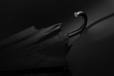 Логотрейд pекламные cувениры картинка: Зонт Swiss Peak Vero Aware™ RPET 25” с роскошной ручкой