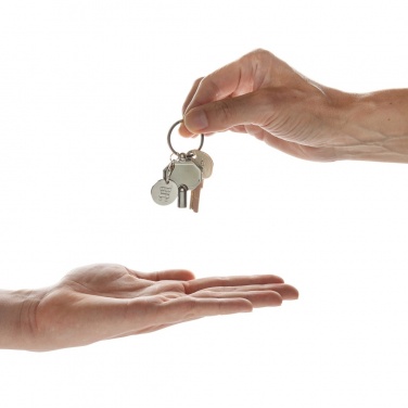 Logotrade profilreklam bild: Nyckelring med kundvagnspolett i RCS återvunnen zinklegering