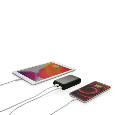Logotrade kampanjprodukter bild: Urban Vitamin Alameda 10.000 mAh 18W PD powerbank