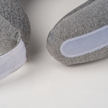 Logotrade kampanjprodukter bild: MoLu nackkudde Prince George